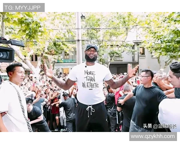 2022年足球明星抵达中国机场引发球迷热烈欢迎盛况回顾 2022年足球明星抵达中国机场引发球迷热烈欢迎盛况回顾